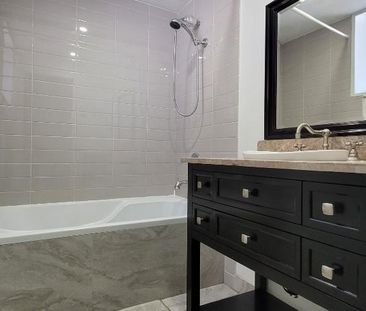 Superbe 3 ½ rénové | Tout inclus (Électros, Électricité) | 1.5 SDB ... - Photo 4
