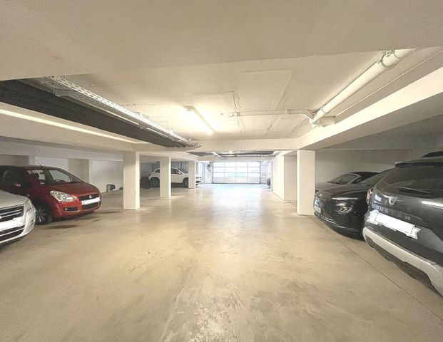 Trier-Feyen: Moderne, lichtdurchflutete und energieeffiziente Wohnung mit großem Balkon und Blick ins Grüne - Photo 1