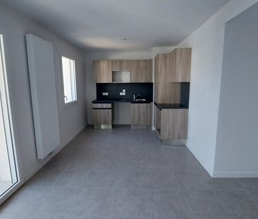 location Appartement T2 DE 42.74m² À THONON LES BAINS - Photo 5