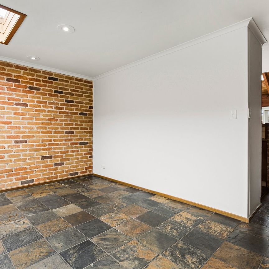 11 Ogrady Street, Albert Park VIC 3206 - Apartment For Rent | Domain - Photo 1