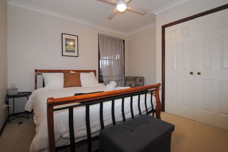 FOUR BEDROOM FULLY FURNISHED FAMILY HOME - Photo 5