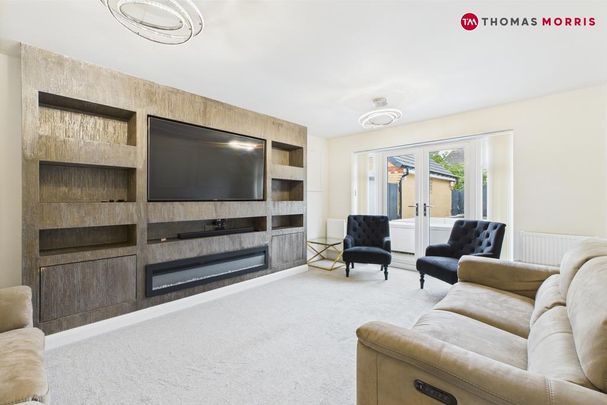 4 bedroom detached house to rent - Photo 1