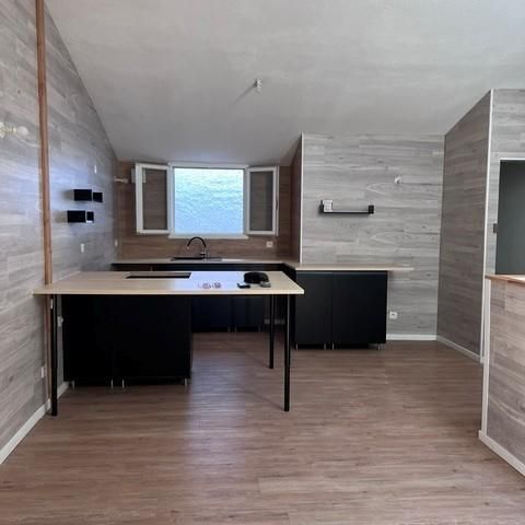 Location Appartement 3 pièces 61m² CABASSE 83340 - Photo 1