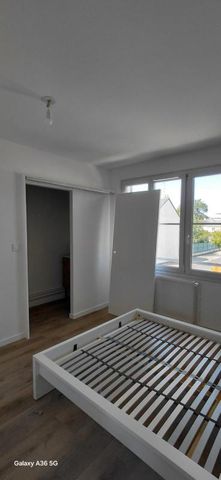 Location Appartement 1 pièce 23m² ANGERS 49000 - Photo 2