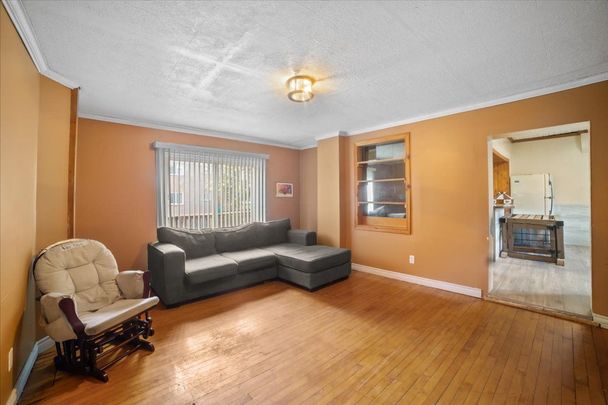 For Lease - 33 Mill Street, Woolwich, Ontario - Photo 1