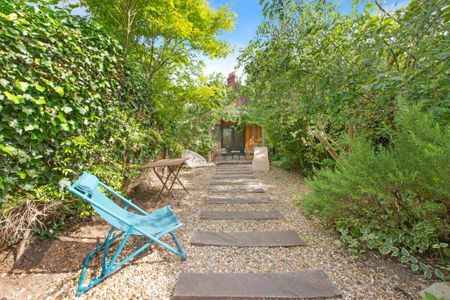 4 bedroom terraced house to rent - Photo 2