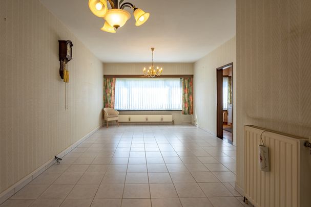 Verzorgd appartement op de gelijkvloerse verdieping met garagebox! - Photo 1