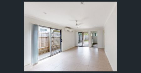 Spacious Family Home in Warner Awaits! - Photo 2