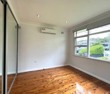 29 Surrey Avenue, Georges Hall, NSW 2198 - Photo 6