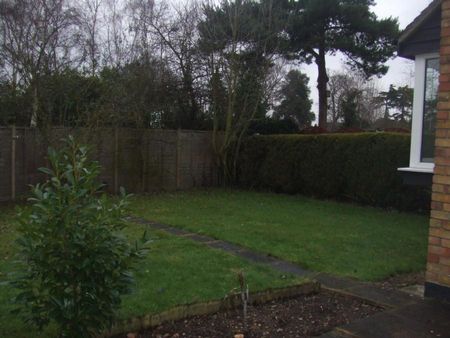 1 bedroom terraced house to rent - Photo 2