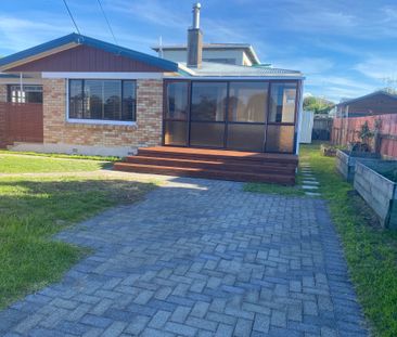 Welcome to 48 Links Avenue. - Photo 5