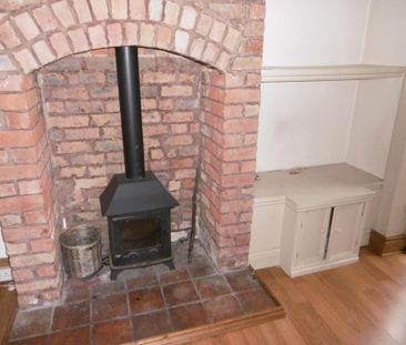 2 bedroom terraced house to rent - Photo 3