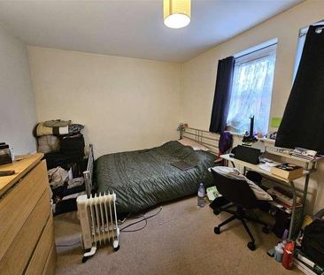 Rossby, Shinfield, Reading, Berkshire, RG2 - Photo 3