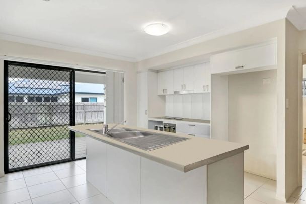 Fully Tiled Delight - Photo 1