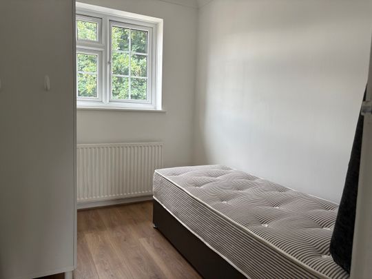 Villier Street, Uxbridge - Photo 1