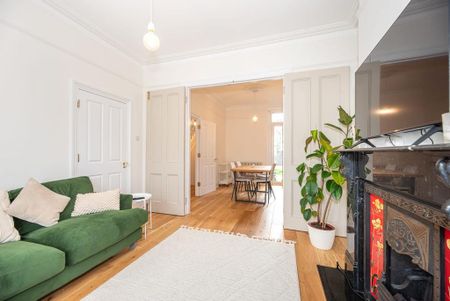 3 bedroom terraced house to rent - Photo 4