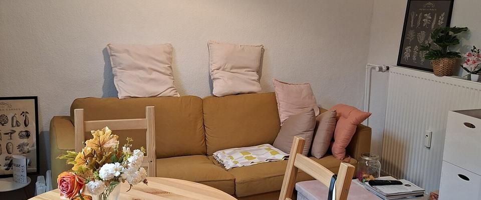 Kleine helle, ruhige, gemütliche 2 Zimmer Mietwohnung innerhalb der Soester Wälle mit Blick in den Garten! - Photo 1