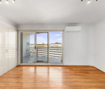 37/97 Brickworks Drive, Brunswick VIC 3056 - Photo 2