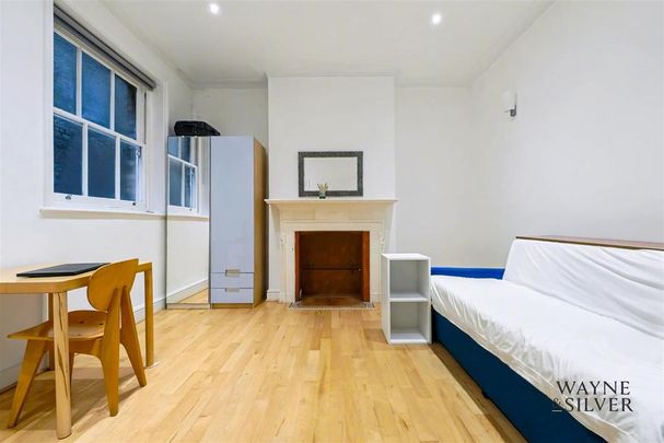 Studio to rent - Photo 1