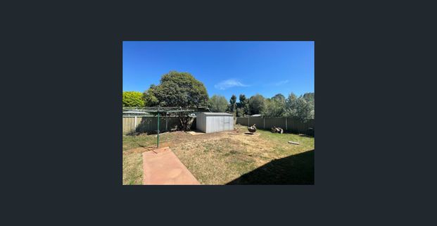 Solid Home in Sporting Precinct!! - Photo 1