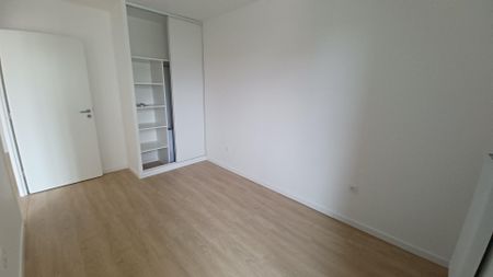 location Appartement T2 DE 35.59m² À CLAMART - Photo 2