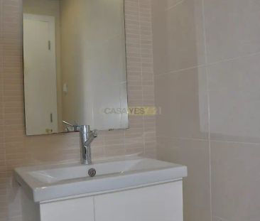 Apartment T2 in Laranjeiro e Feijó, Almada - Photo 6