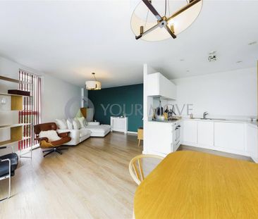 2 bedroom flat to rent - Photo 4