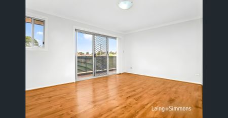 Beautiful four-bedroom home in central location - Photo 3