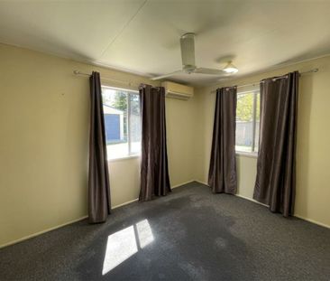 3 Bedroom Family Home with Two Bay Shed - Photo 3