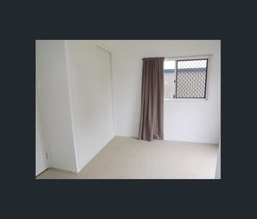 Gorgeous 3 bedroom renovated home with tandem shed in Rangeville! - Photo 2