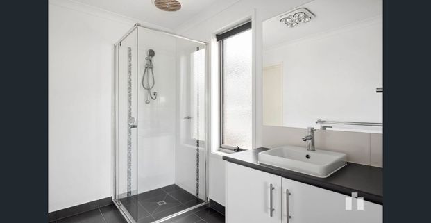 Make more of the journey. - Photo 1