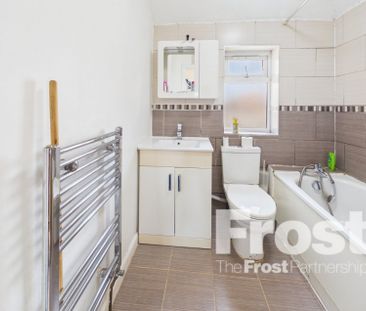 73a Broadmark Road, Slough, Berkshire,SL2 - Photo 3
