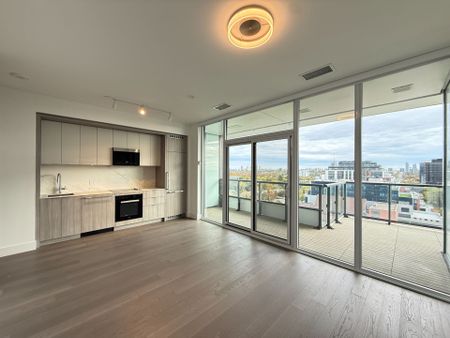 For Lease - 6 Greenbriar Road Unit# 1014, Toronto, Ontario - Photo 3