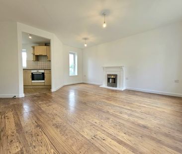 2 Bed Flat, Morgan Close, LU4 - Photo 2