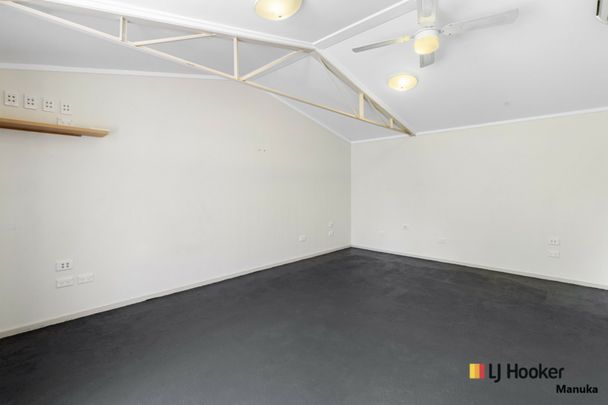 4 Medley Street, Chifley ACT, Belconnen - Photo 1