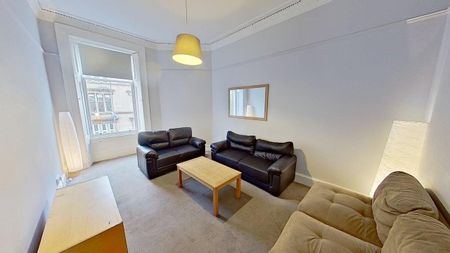 3 bedroom apartment to rent - Photo 4