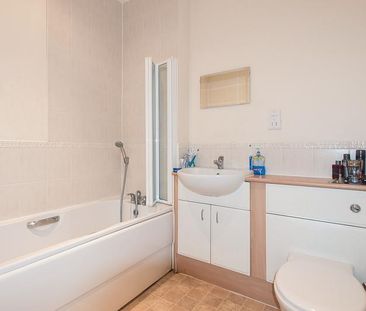 2 bedroom apartment to rent Benedictine Place, 1 Marlborough Road, ... - Photo 4