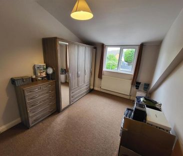 2 bedroom detached house to rent - Photo 4