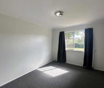 Spacious Family Home - Photo 5