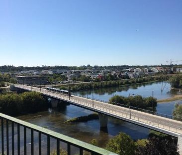 Location Appartement 2 pièces 45m² TOURS 37000 - Photo 2