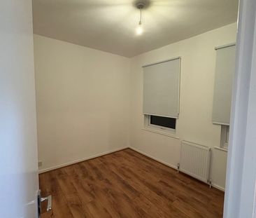 2 Bed Semi-Detached House, Daubeney Road, N17 - Photo 3