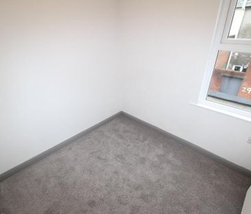 30 Acton Street, Belfast, BT13 3GU - Photo 4