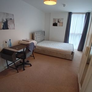 Room in a Shared Flat, Thurston Road, SE13 - Photo 2