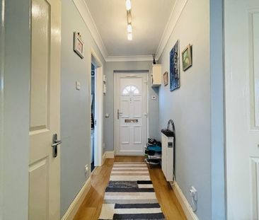 Room in a Shared House, Darmaine Close, CR2 - Photo 4