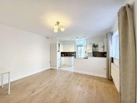 Leamington Road, Stivichall Manor, CV3 - Photo 2