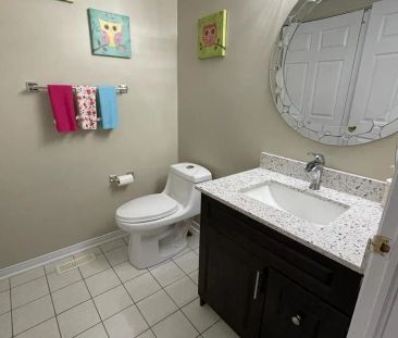 12` Buttercup Lane #UPPER FLOOR - Photo 6