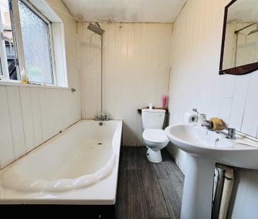 22 Acton Street, Belfast, BT13 3GU - Photo 4