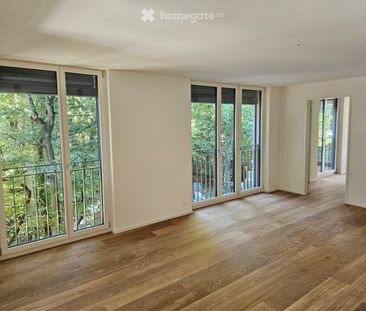 Erstbezug - hochwertige, moderne 3.5 Zimmerwohnung mit Balkon - Photo 2