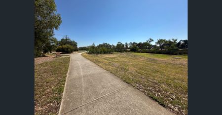 Neat, tidy and renovated - Photo 4