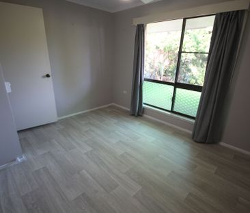 Refurbished Family Home - 6 Month Lease Available! - Photo 3